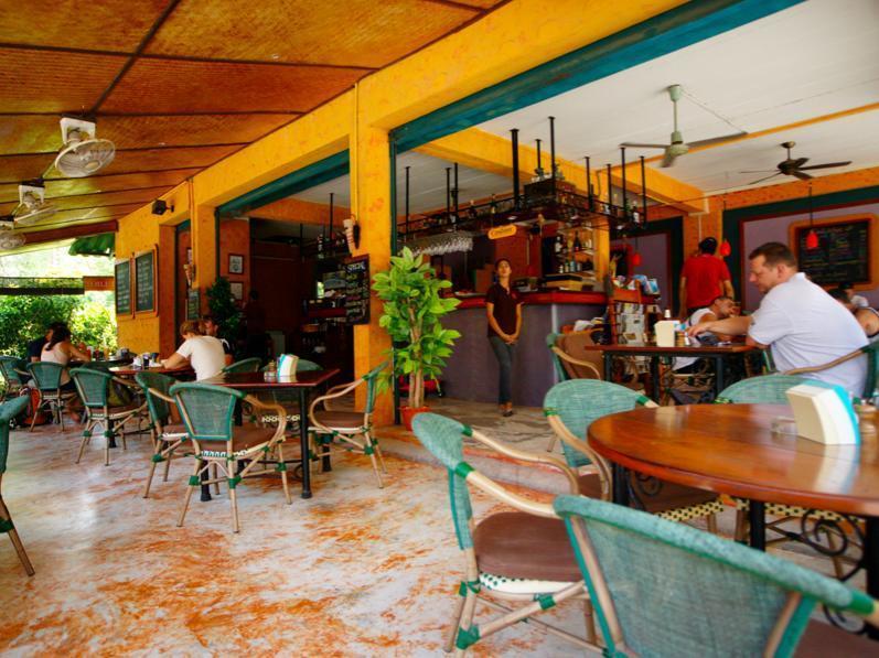 مبيت وإفطار كو تاو Cafe Del Sol المظهر الخارجي الصورة